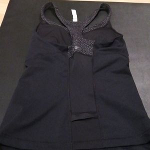Under armour tank tops